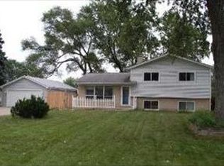 2N245 Prairie Ave, Glen Ellyn, IL 60137