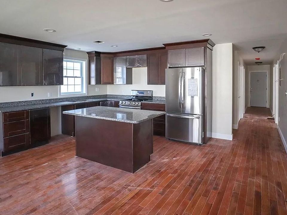 28 Alaska St 2, Providence, RI 02904 Zillow