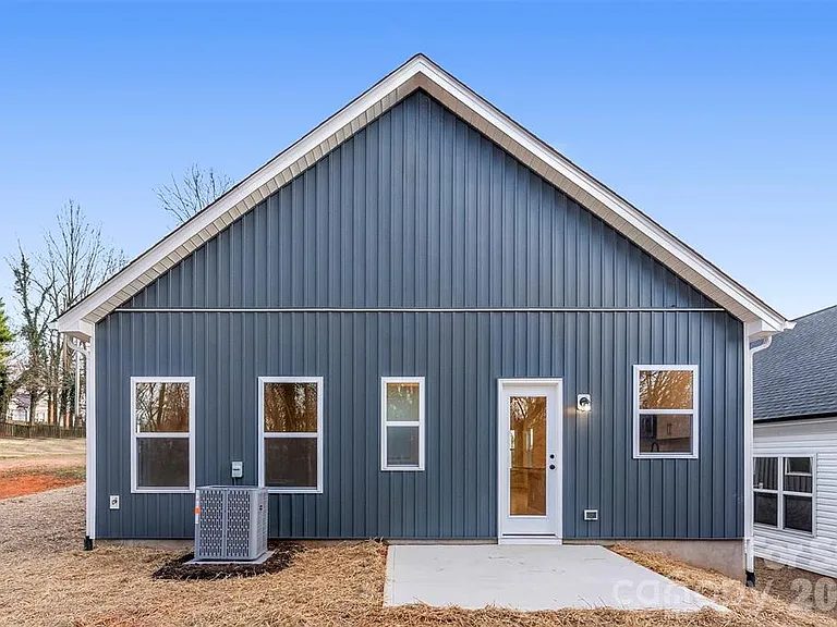 1558 7th Avenue Dr SW — Photo 33