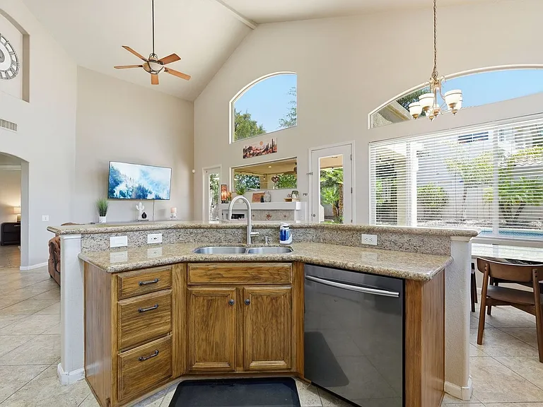 12884 N Pioneer Way — Photo 15