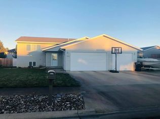 753 Kennedy Loop, Pierre, SD 57501