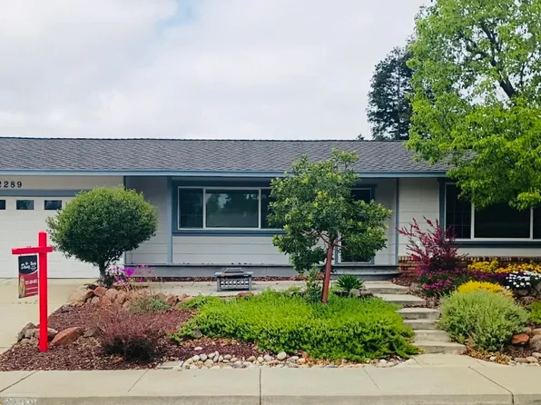 2289 Hampton Rd, Livermore, CA 94550
