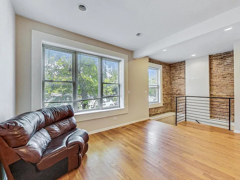 2839 W Cortez St #1 — Photo 4