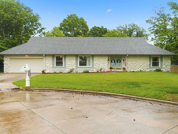 2nd image of 3312 S Graystone Place
