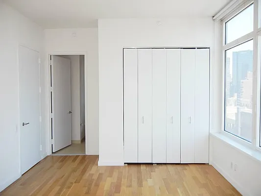 Rented by Level Group | media 33