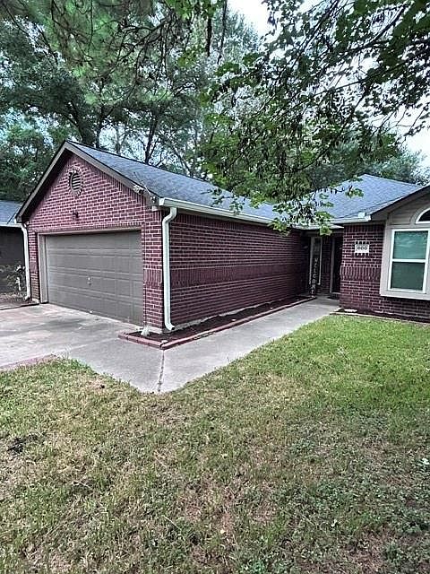 1st image of 600 Spruce Dr