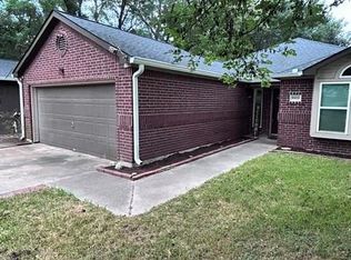 600 Spruce Dr, Conroe, TX 77302