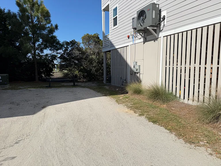 1108 Studdingsail Ln — Photo 24