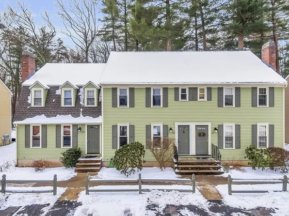 520 Wellman Ave, North Chelmsford, MA 01863