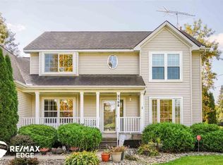 2158 E Cook Rd, Grand Blanc, MI 48439