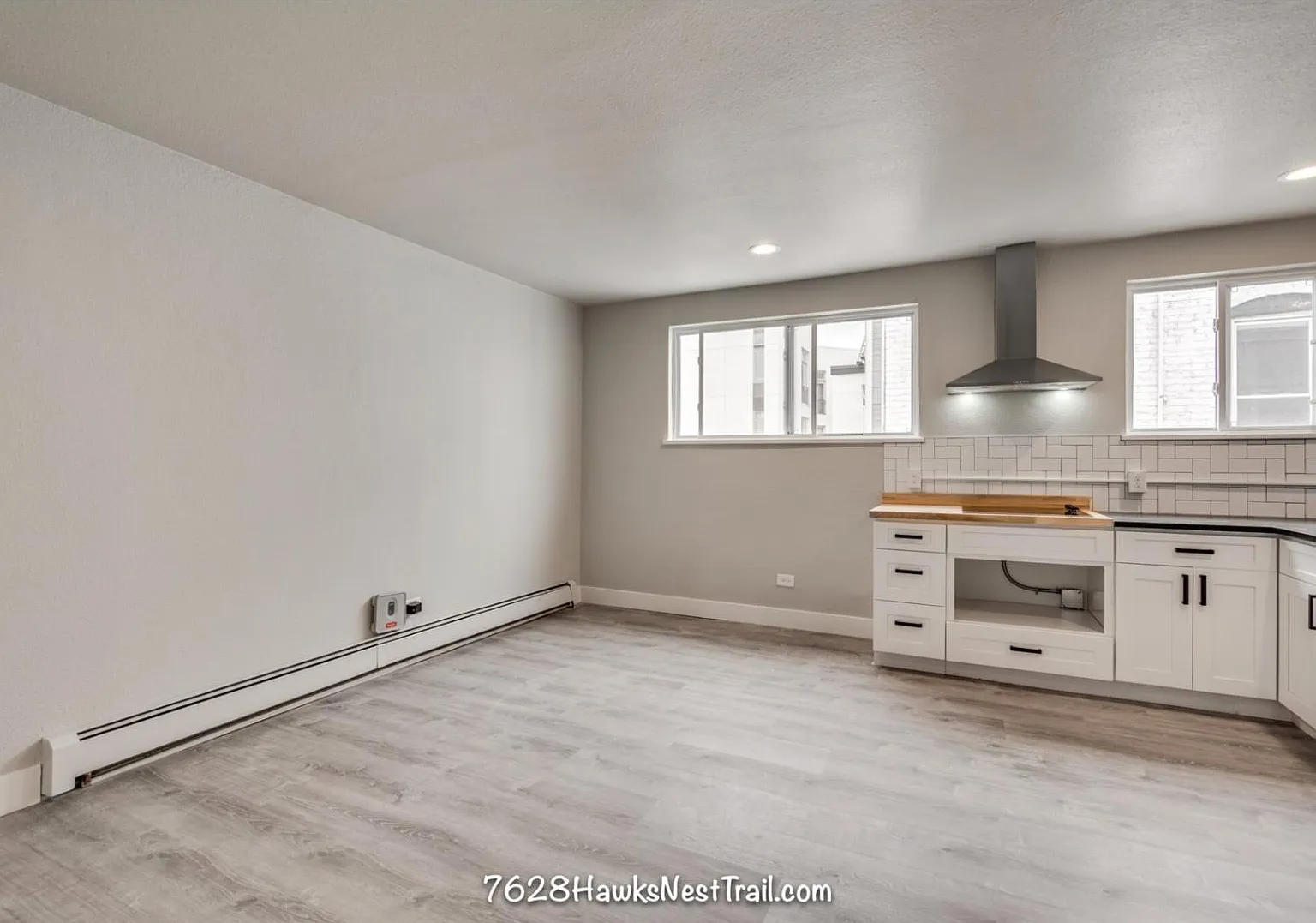 2836 Wyandot Street - 35 — Photo 2