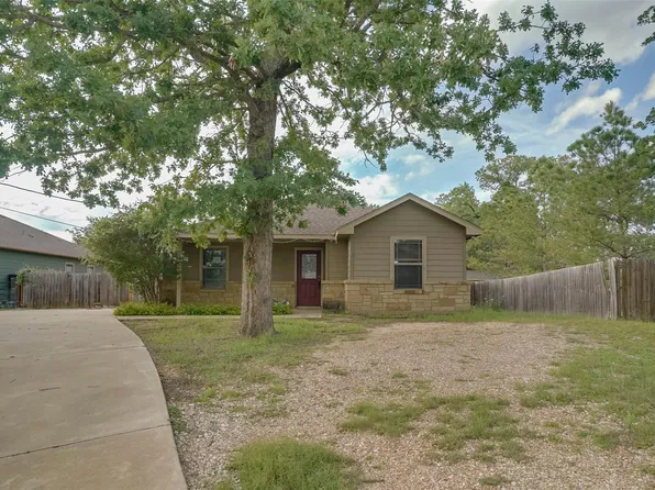 324 Kaanapali Ln, Bastrop, TX 78602
