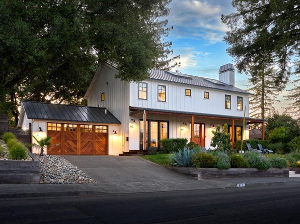817 Brown St, Healdsburg, CA 95448