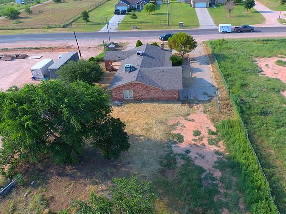 5th image of 901 E County Road 140