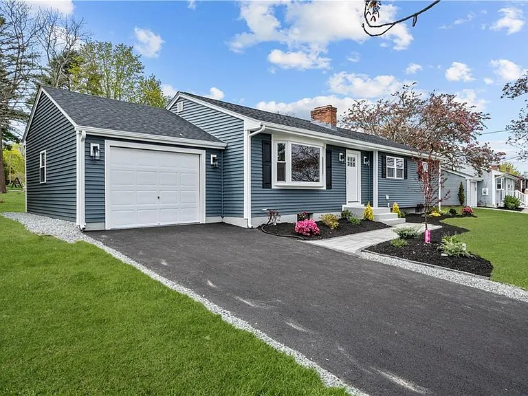 51 Arrowhead Ln — Photo 1