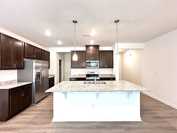 Kitchen Island, Appliances