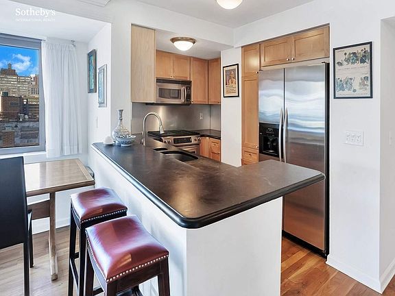 4th image of 240 E 10th St APT 7C