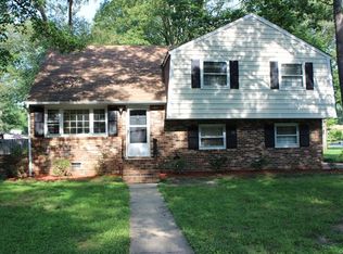 1610 Featherstone Dr, Midlothian, VA 23113