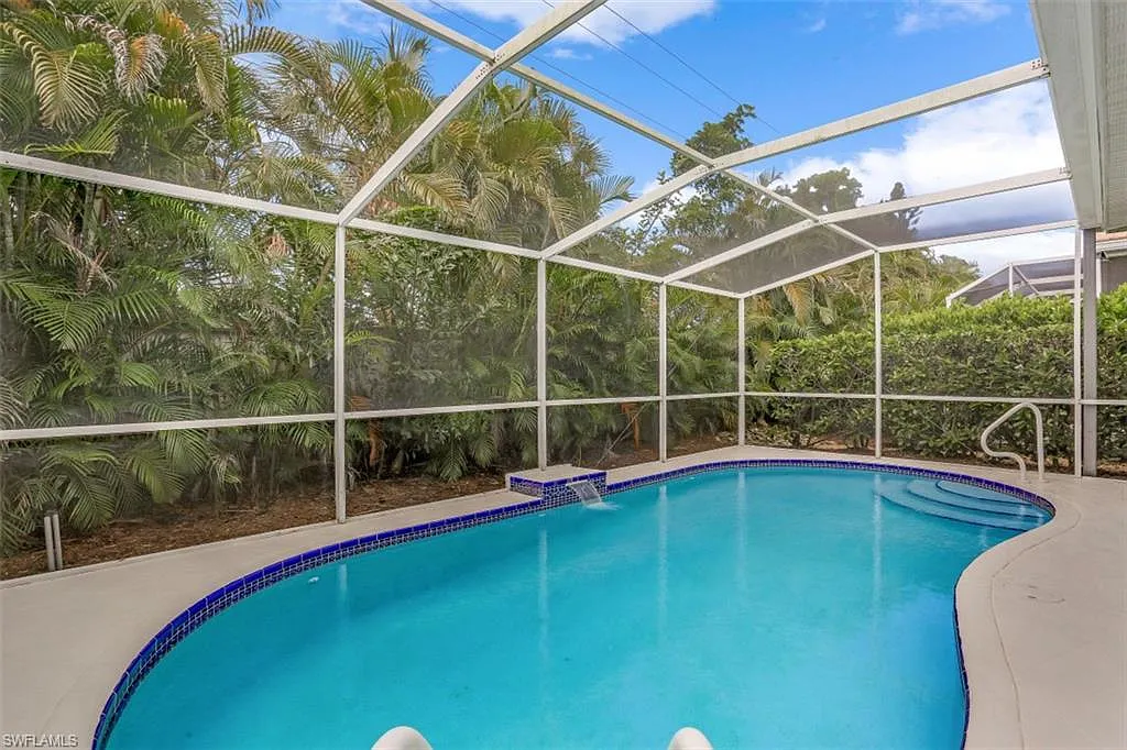 2 bed, 2.0 bath, 1639 sqft, $11,000 — Photo 3