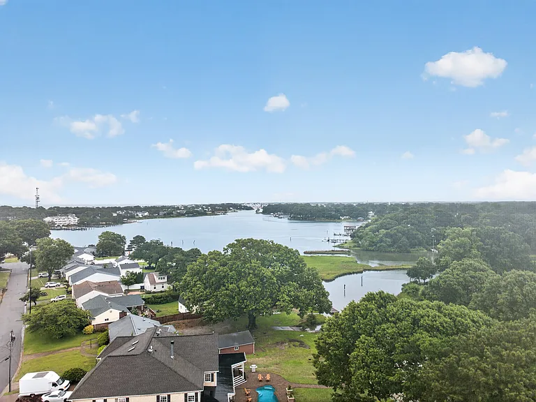 8516 Halprin Dr — Photo 24