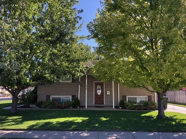 1st image of 3419 D Ave