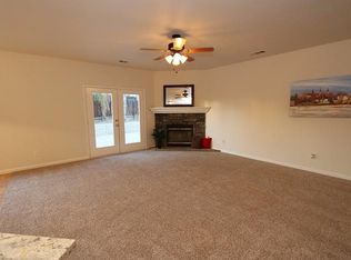 1280 Hillcrest St, Selma, CA