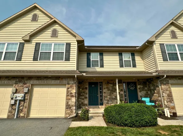 210 Mount Olive Ln, Ephrata, PA 17522