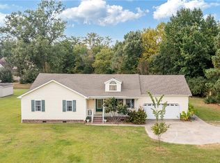 560 Whitehat Rd, Hertford, NC 27944