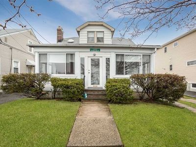 2471 Bellaire St, Wantagh, NY, 11793