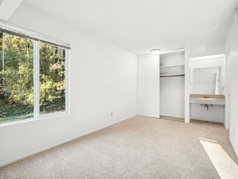 Plan F, 704 sq ft, 1 bed/1bath