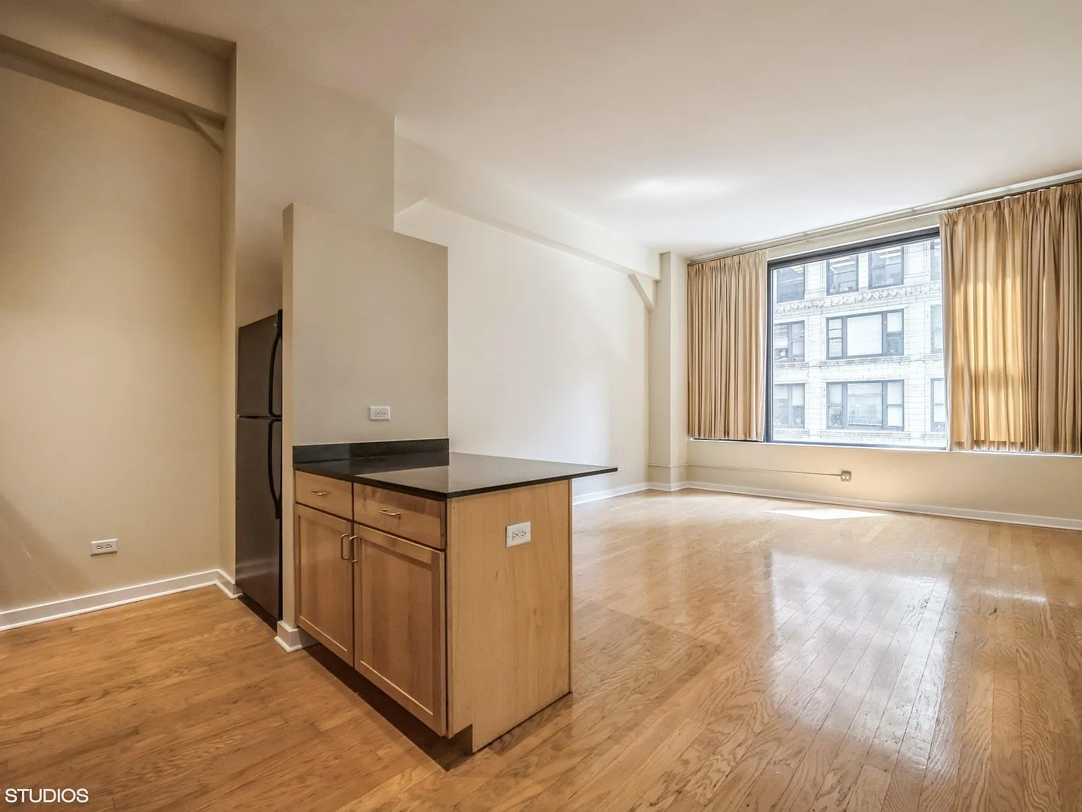 2 bed, $2,695 — Photo 2