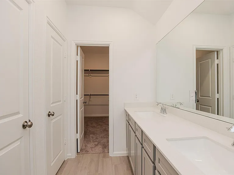 625 Royal Arch Dr — Photo 21