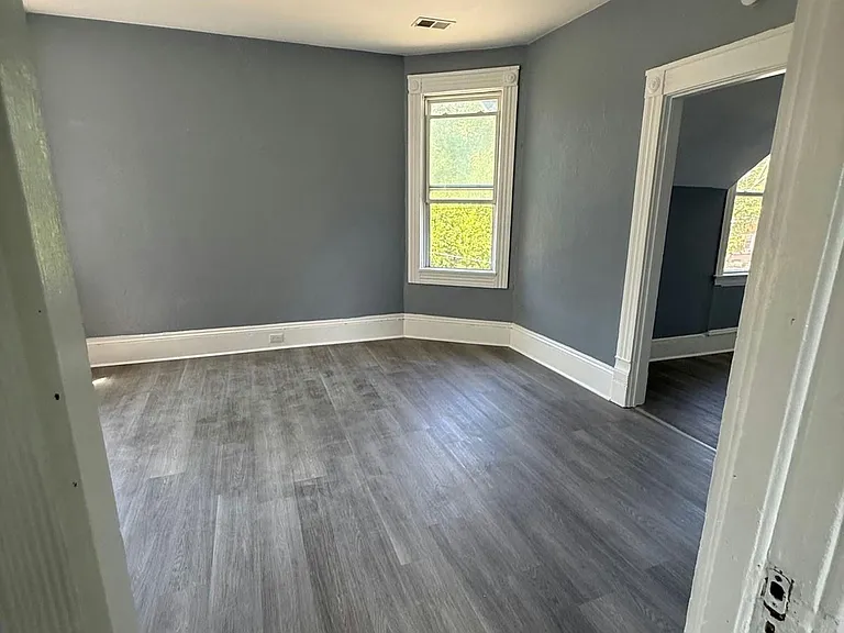 1377 E 66th St #2 — Photo 9