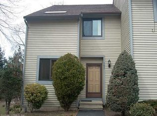 161 Greenwoods Ln, East Windsor, CT 06088
