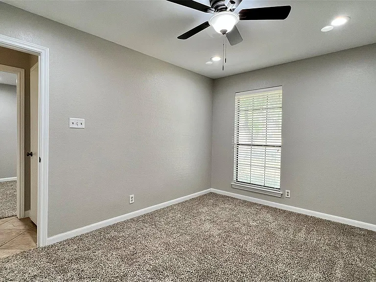 5837 Secrest Dr — Photo 14