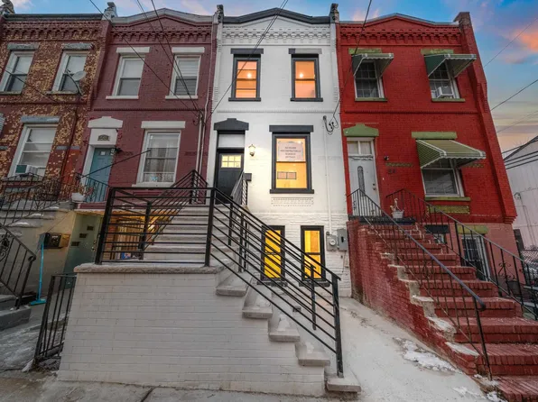 56 Union St, Jersey City, NJ 07304