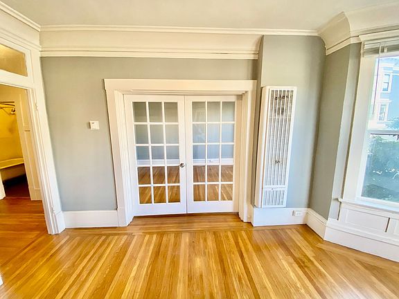 5th image of 1645 Golden Gate Ave APT 4
