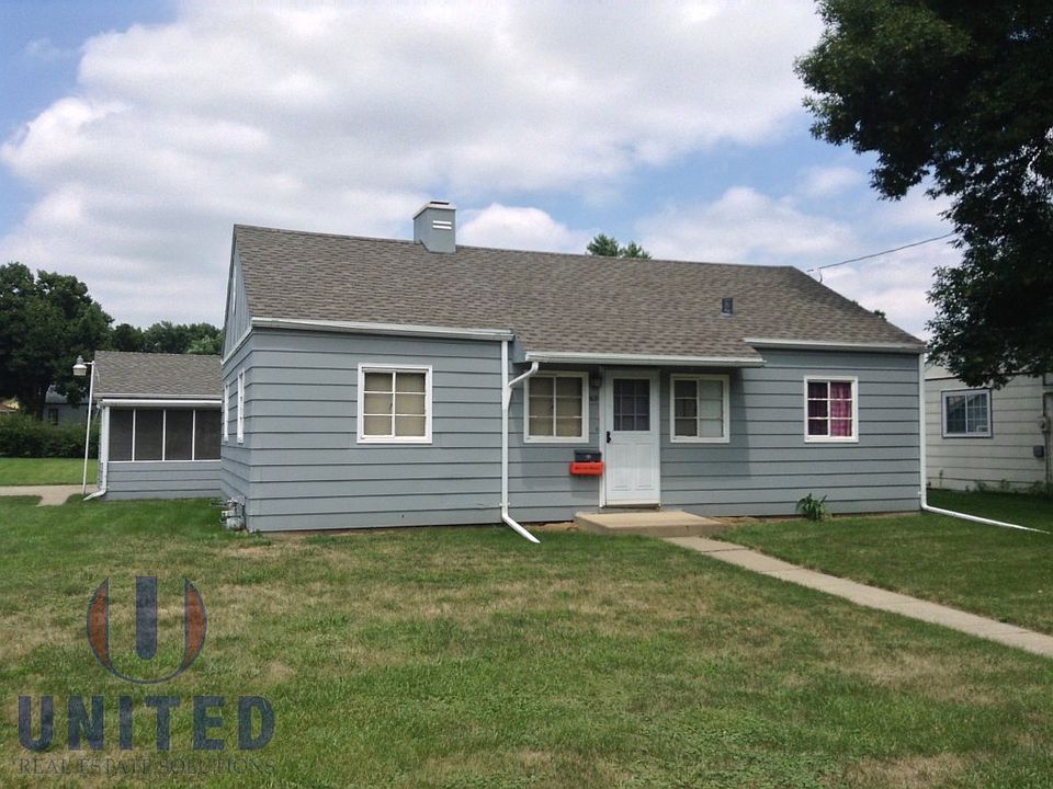 1st image of 1621 W 28th St