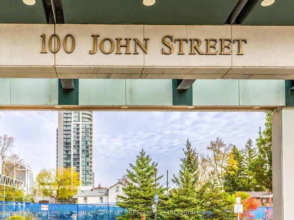 100 John St #602, Brampton, ON L6W 0A8