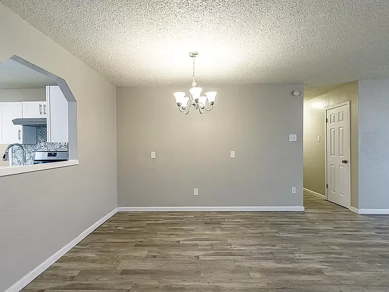 4634 Fordham St — Photo 21