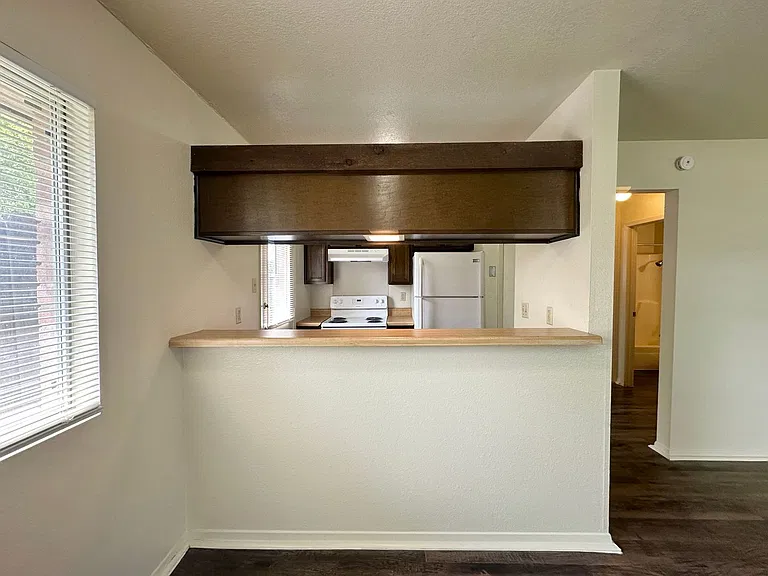 2104 N WS Young Dr — Photo 24