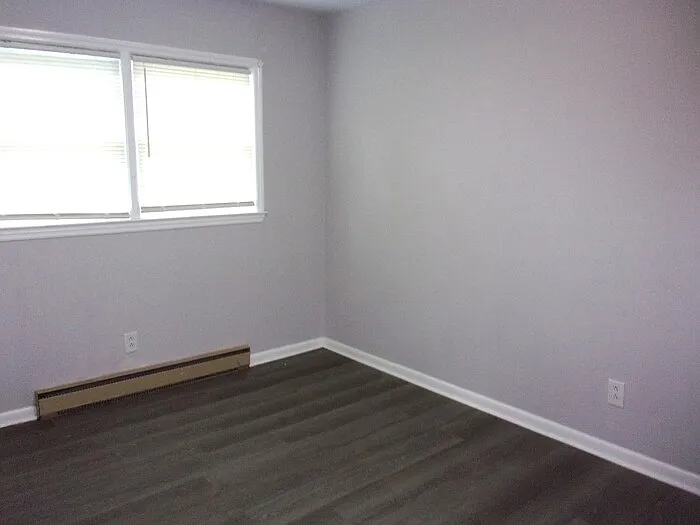 1045 W Meadow Dr #F — Photo 7