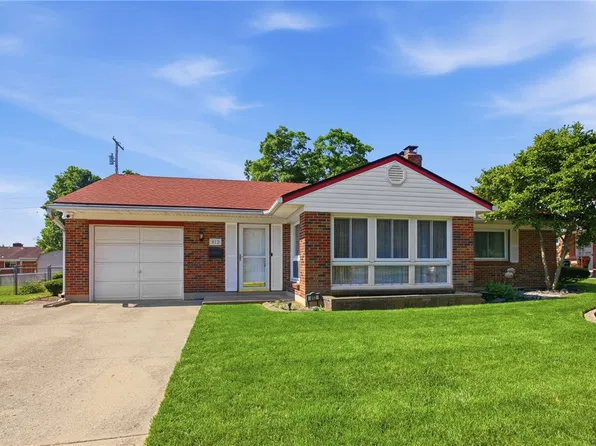 812 Hollendale Dr, Dayton, OH 45429