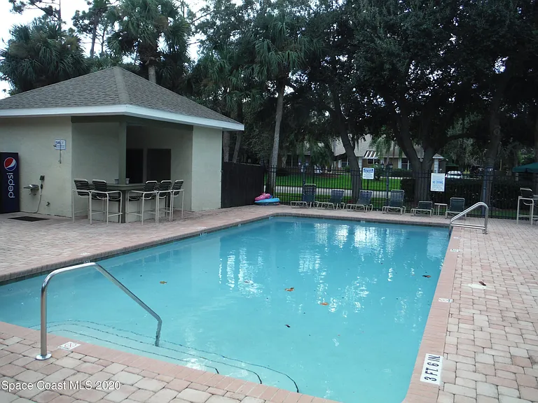 3510 Sable Palm Ln #E — Photo 20