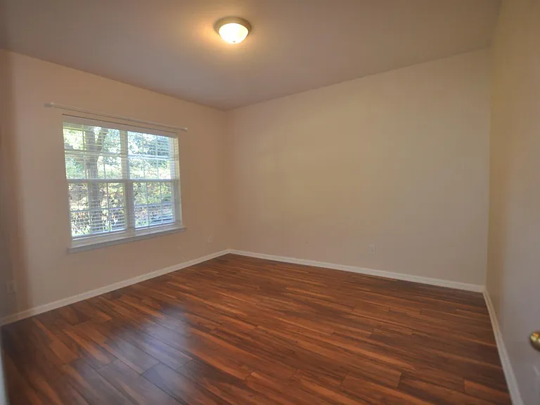 205 Sutter Gate Ln — Photo 3