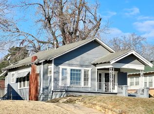704 N McKinley Ave E, Sand Springs, OK 74063