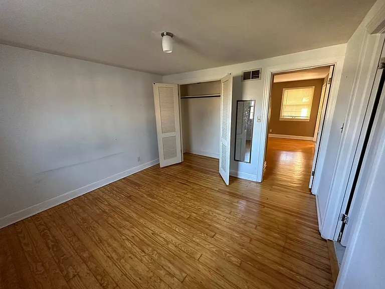 1918 Eastview Ave #2 — Photo 13