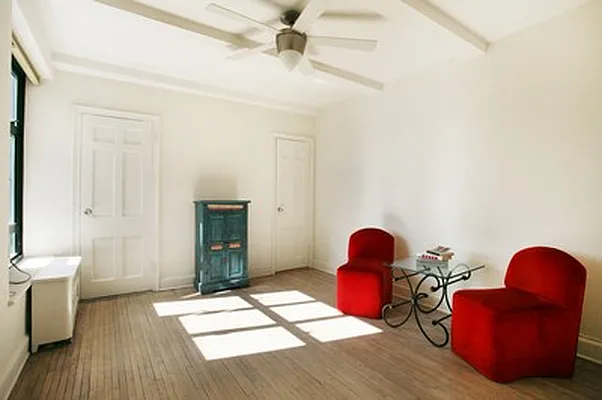 Sold by Citi Habitats | media 18