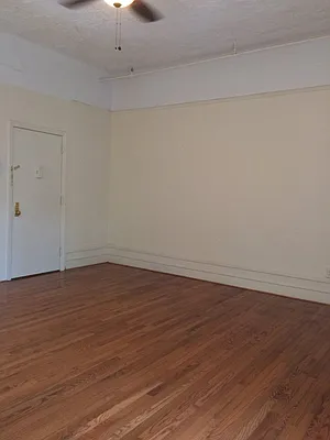 Rented by Bohemia Realty Group | media 11