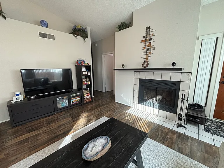 4179 W Gail Dr — Photo 2